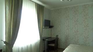 Отель Royal Hotel Харьков Стандартный двухместный номер с 1 кроватью-24